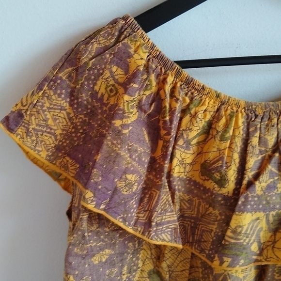 Vintage Ruffle Blouse Tribal Print 100% Cotton Off The Shoulder - Picture 2 of 7